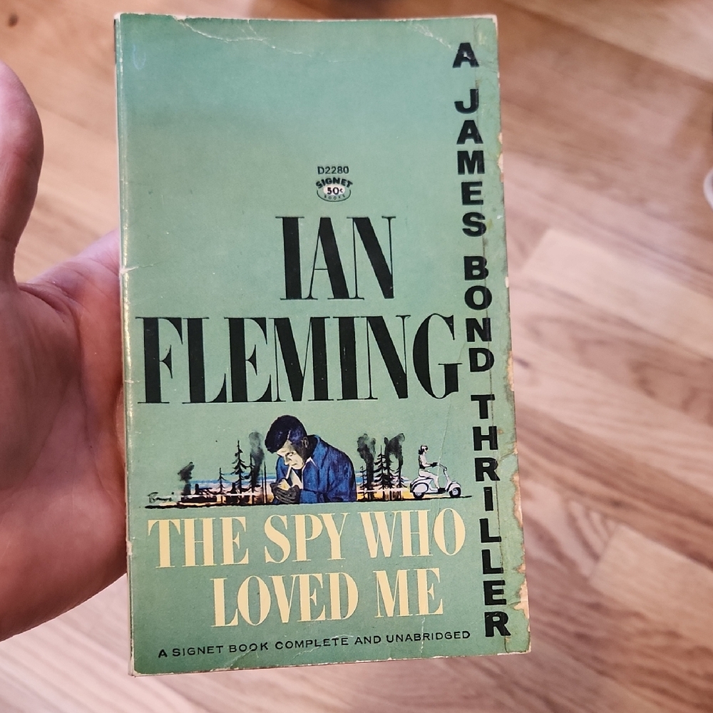 The Spy Who Loved Me by Ian Fleming James Bond 1962 17th Printing